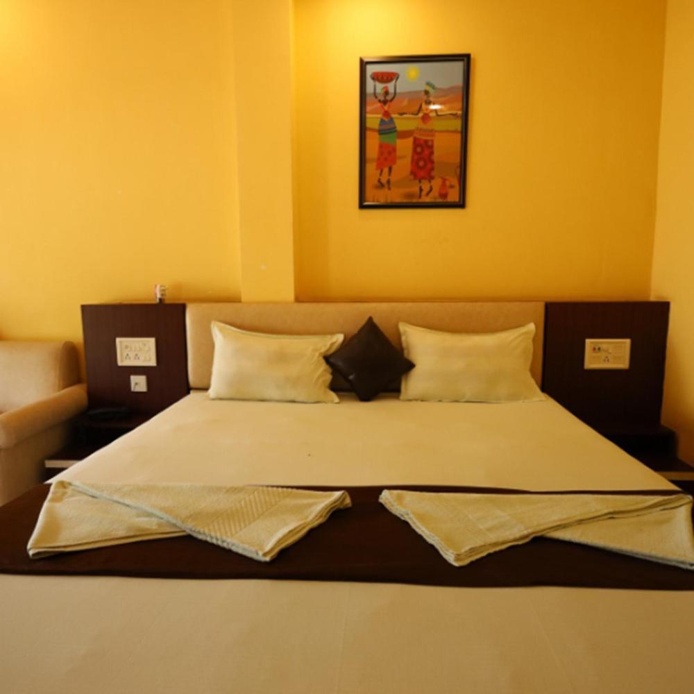 Golden View Resort And Restaurant Tajpur 외부 사진