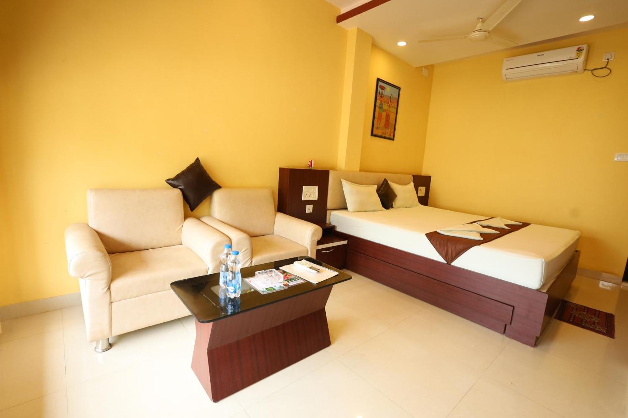 Golden View Resort And Restaurant Tajpur 외부 사진