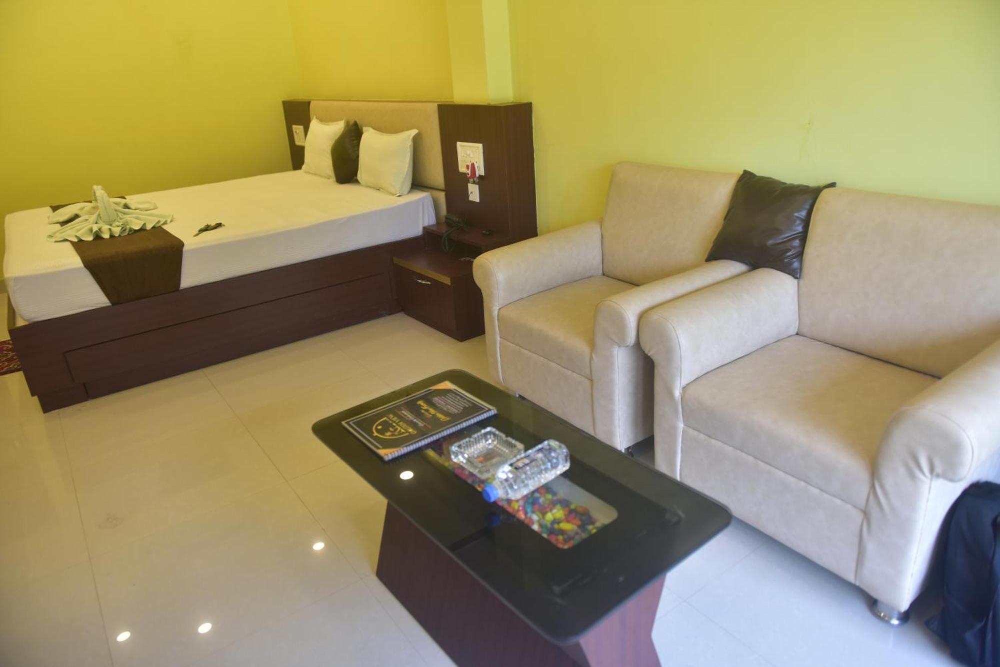 Golden View Resort And Restaurant Tajpur 외부 사진