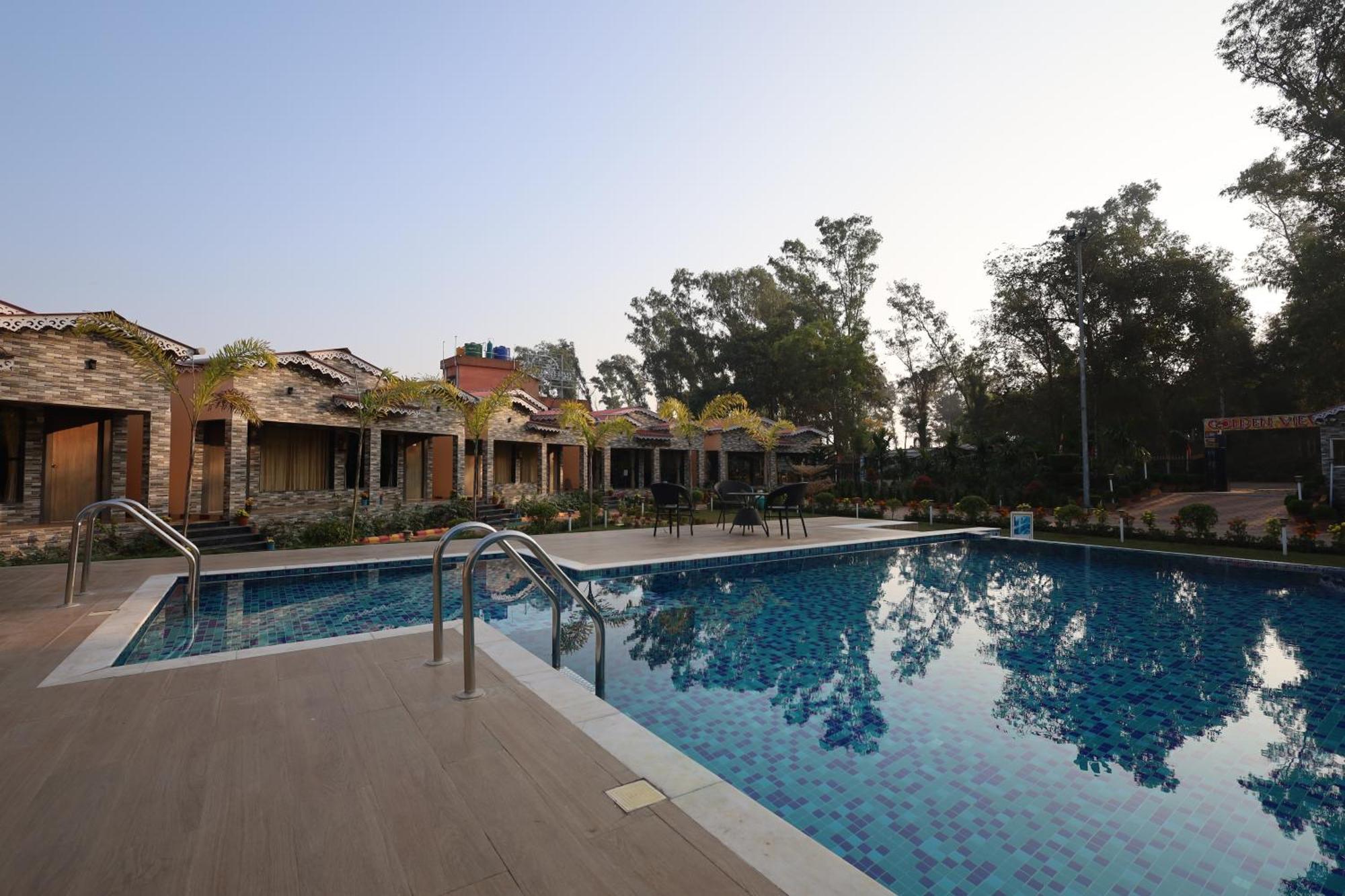 Golden View Resort And Restaurant Tajpur 외부 사진