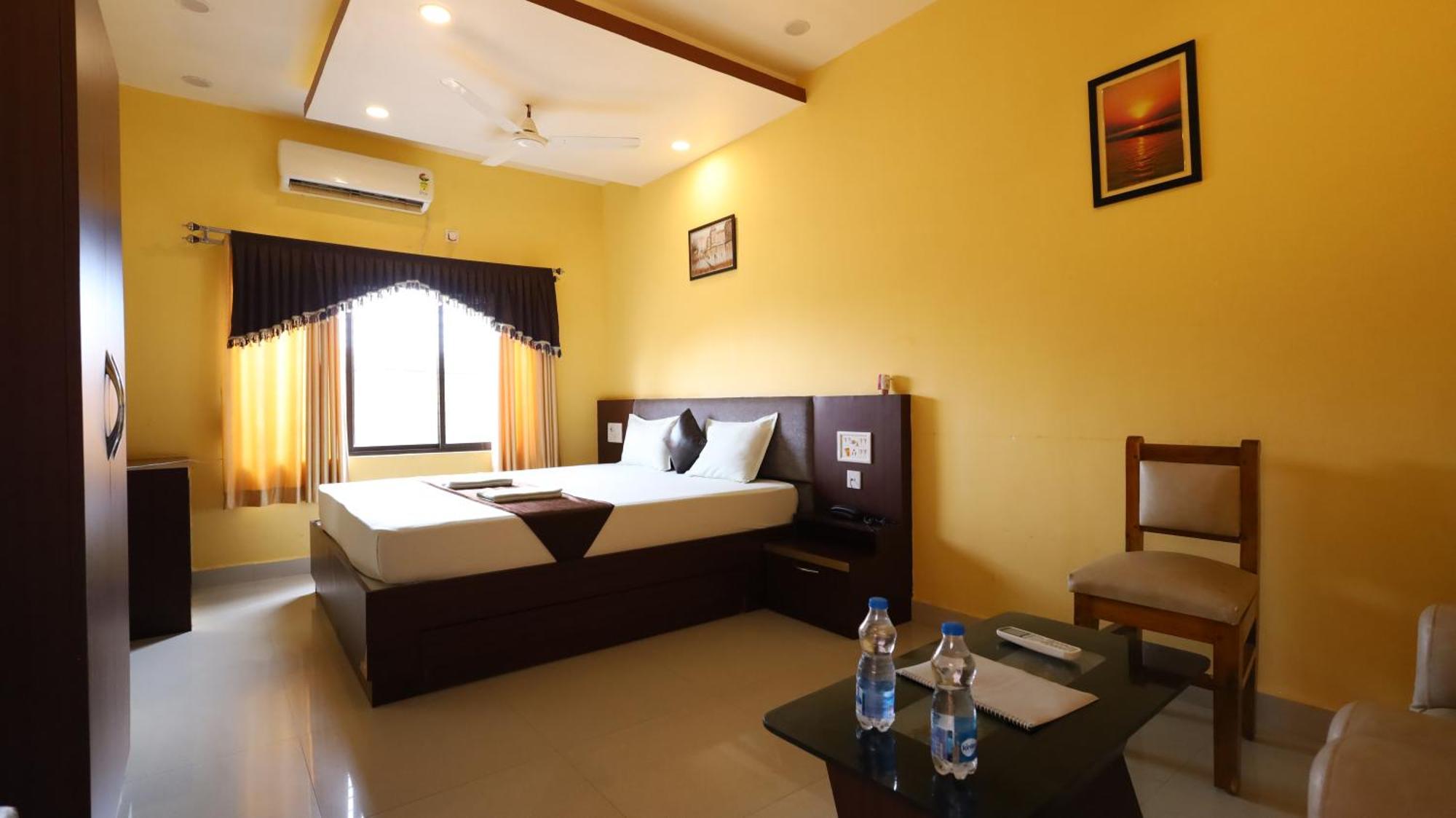 Golden View Resort And Restaurant Tajpur 외부 사진